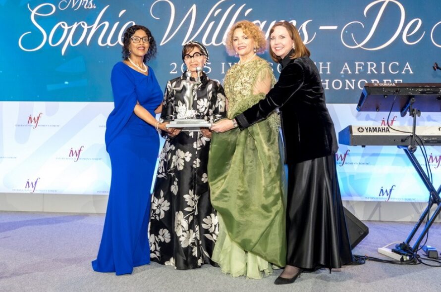 IWFSA Leading Light Honoree Mrs. Sophie Williams-De Bruyn, Former South African Anti-Apartheid Activist, First Recipient of the Women's Award for Exceptional National Service with Kimberly Cooper Jaqua, Nolitha Fakude and Irene Charnley